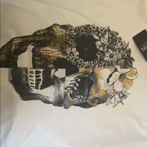 Brand new BoohooMan tee shirt